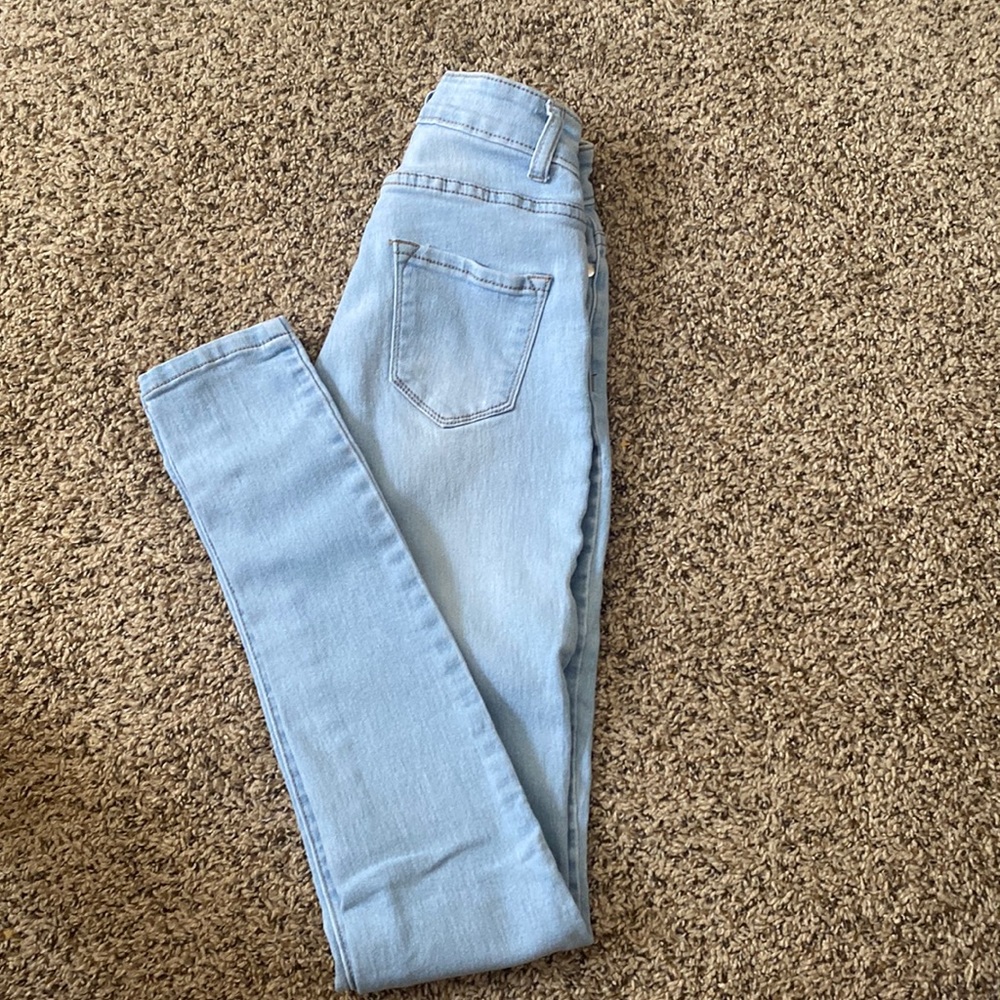 Fashion Nova, size 0, light washed color